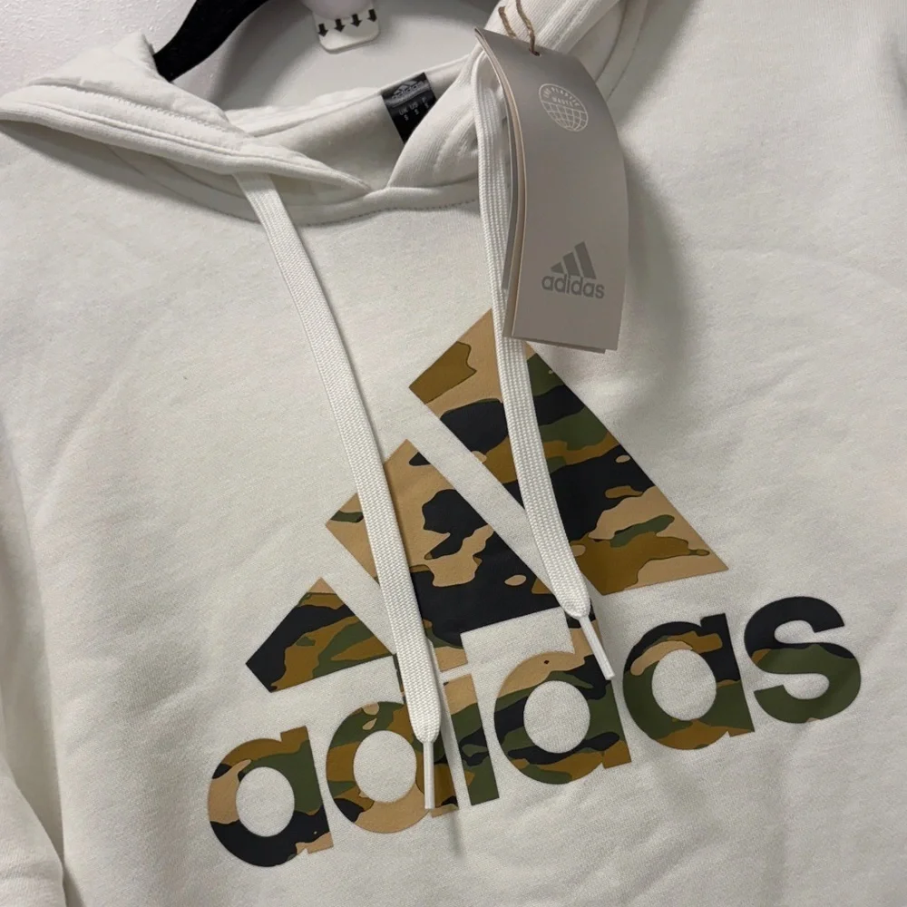ADIDAS MENS WITHE HOODIE WITH CAMO LOGO
